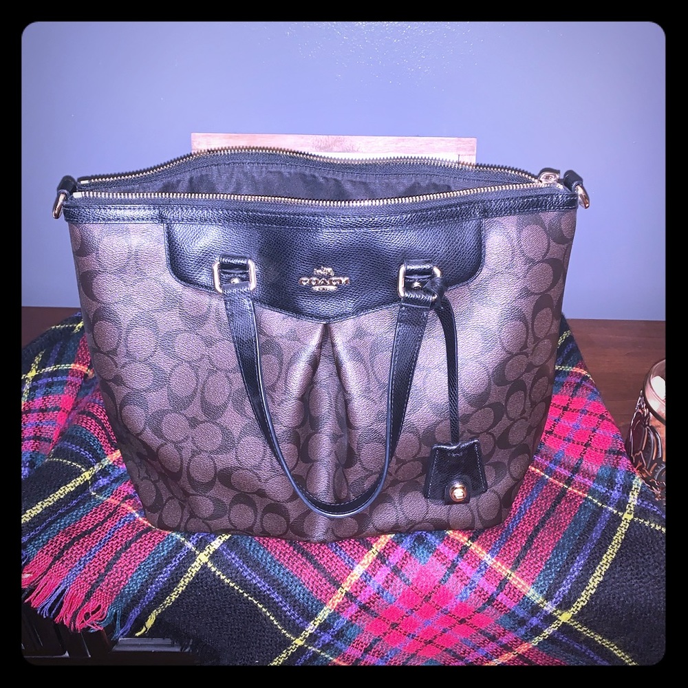 Coach signature pleated tote